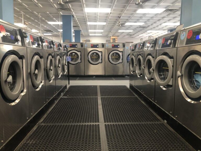 Andorra Laundry Interior